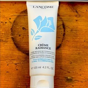 Lancôme Creme Radiance Gentle Cleansing Cleanser